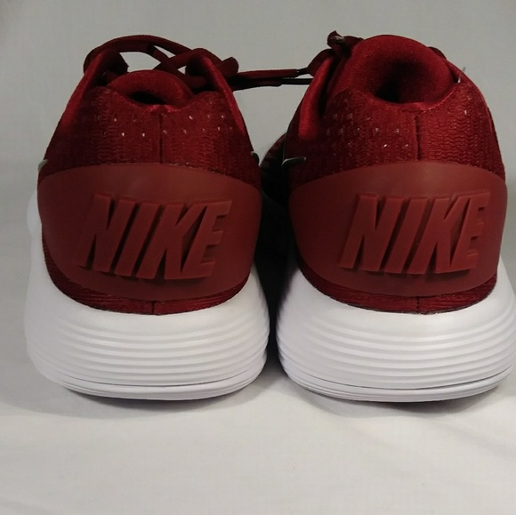 NIKE WOMENS HYPERDUNK 2017 LOW TOP BASKETBALL. - Picture 4 of 8